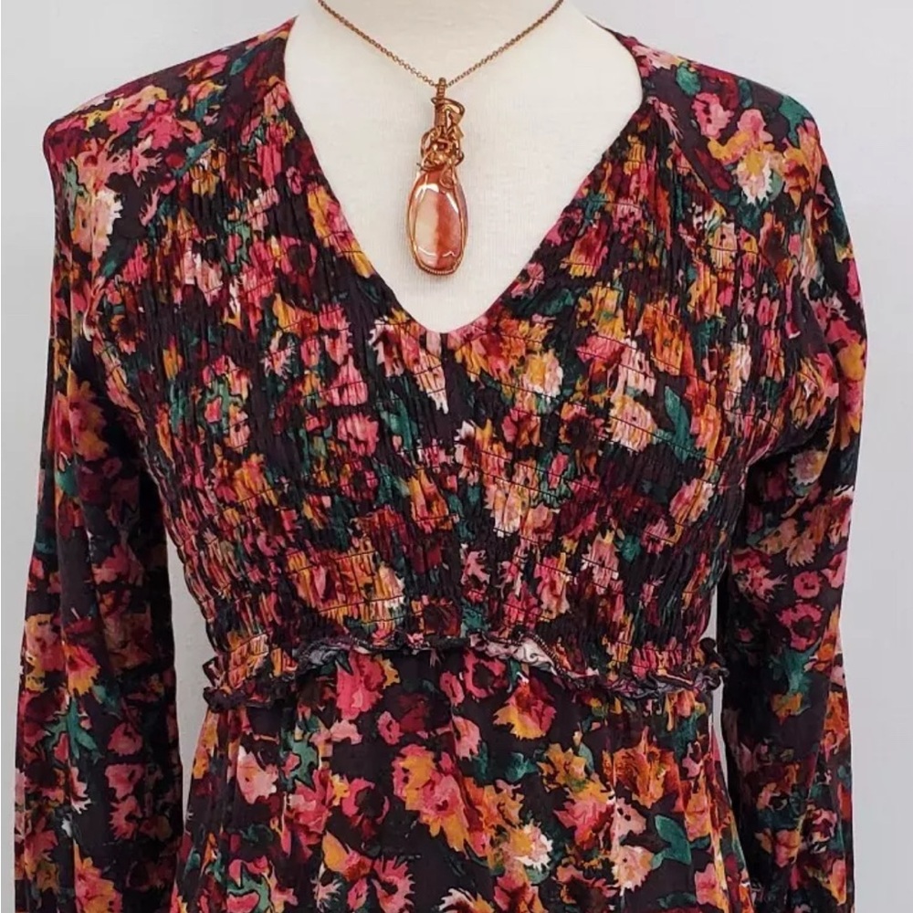 Maurices Floral Smocked Blouse- long sleeved dress V-Necked 3x. - Picture 3 of 13